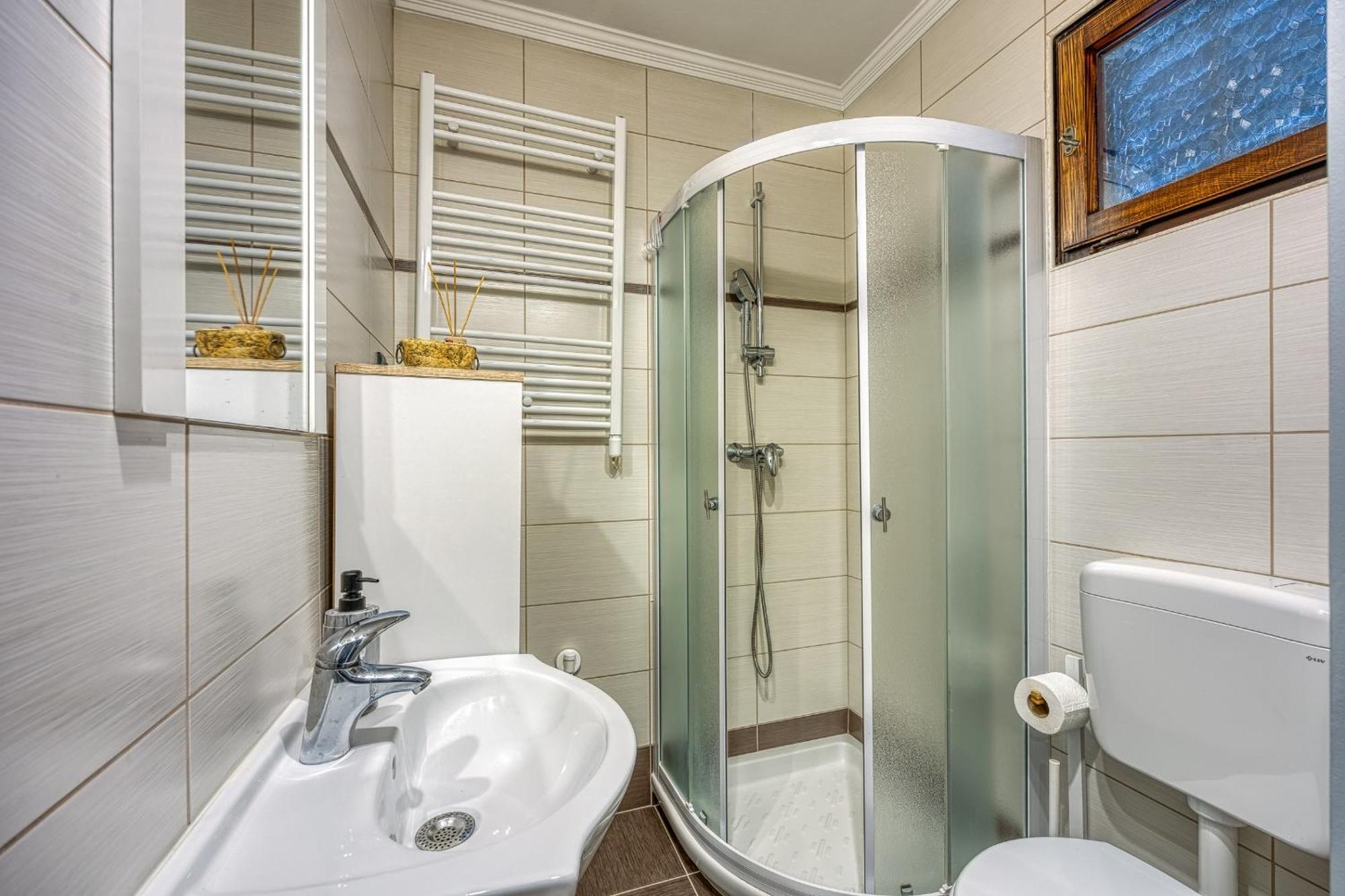 רוביני Apartments Suki מראה חיצוני תמונה