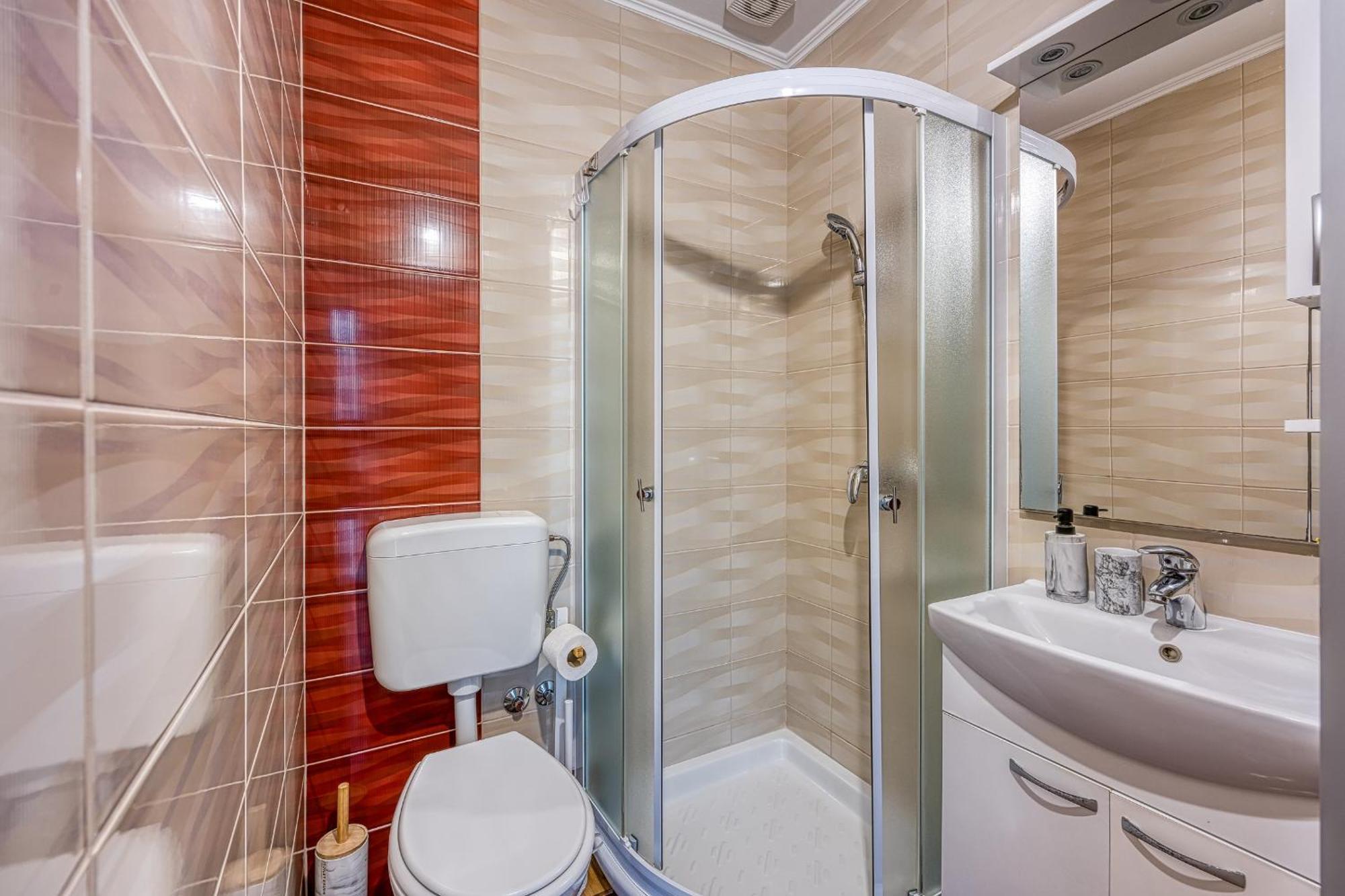 רוביני Apartments Suki מראה חיצוני תמונה